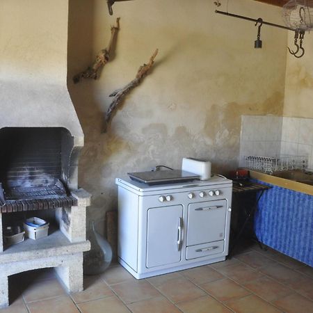 La Ferme De Tonton Jules 2 Otel Entraigues-sur-la-Sorgue Dış mekan fotoğraf